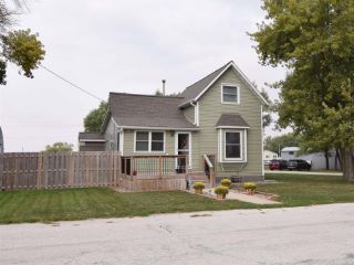 Foreclosed Home - 106 N 2ND, 50594