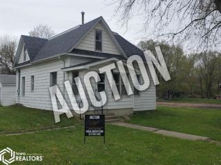 Foreclosed Home - 500 OAK AVE, 50595