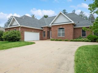 Foreclosed Home - 205 N HIGHLAND DR, 50613