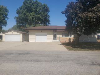 Foreclosed Home - 304 W ELDER ST, 50624