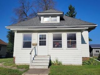 Foreclosed Home - 1610 WASHINGTON ST, 50627