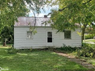 Foreclosed Home - 1415 18TH AVE, 50627