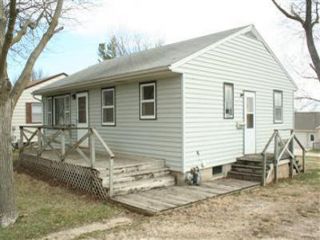 Foreclosed Home - 1208 4TH ST, 50638