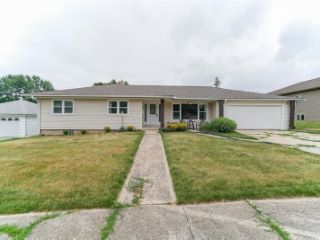 Foreclosed Home - 1005 K AVE, 50638