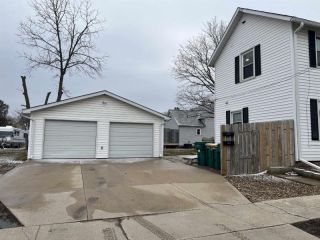 Foreclosed Home - 801 3RD ST NE, 50644