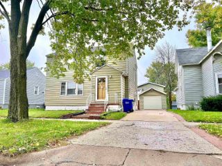 Foreclosed Home - 823 1ST AVE NE, 50662