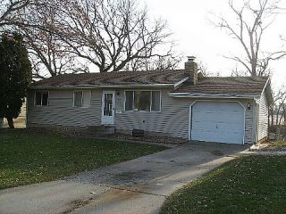Foreclosed Home - 1847 CARRIAGE HILL DR, 50701