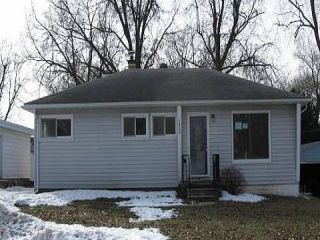 Foreclosed Home - 1408 DENVER ST, 50702