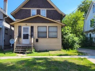 Foreclosed Home - 519 WESTERN AVE, 50702