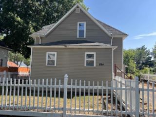 Foreclosed Home - 824 FOREST AVE, 50702