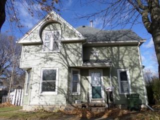 Foreclosed Home - 906 Riehl St, 50703