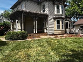 Foreclosed Home - 909 E HOWARD ST, 50801