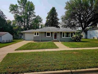 Foreclosed Home - 208 7TH ST, 51003