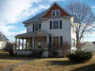 Foreclosed Home - 114 DAVENPORT ST, 51025