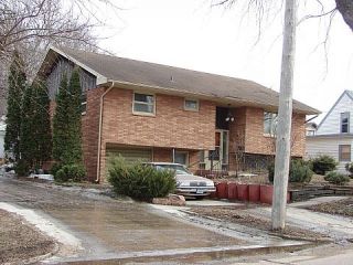 Foreclosed Home - 625 4TH AVE, 51201