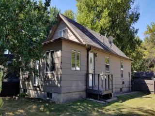 Foreclosed Home - 733 4th Avenue West, 51301