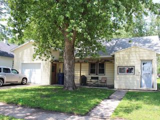 Foreclosed Home - 725 E 7TH ST, 51301