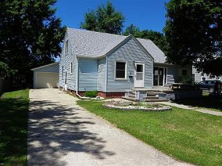 Foreclosed Home - 121 N 16TH ST, 51334