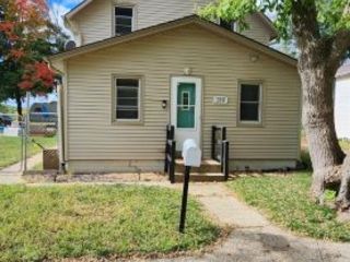 Foreclosed Home - 319 S 7TH ST, 51334