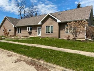 Foreclosed Home - 240 1st St Ne, 51346
