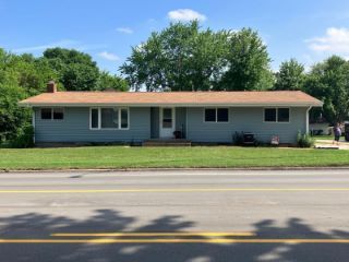 Foreclosed Home - 651 3RD ST NE, 51346