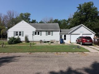 Foreclosed Home - 302 MEADOW ST, 51357