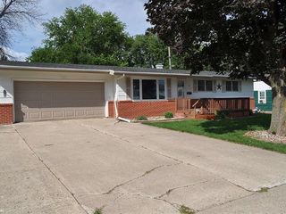 Foreclosed Home - 411 E 7TH ST, 51401