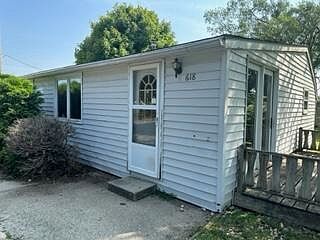 Foreclosed Home - 618 1ST ST, 51440