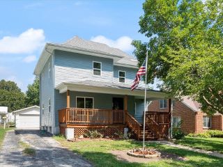 Foreclosed Home - 908 FARNAM ST, 51537