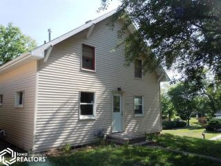 Foreclosed Home - 104 W 10TH ST, 51546