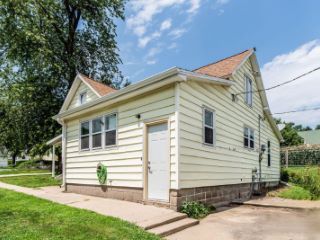 Foreclosed Home - 219 OAK ST, 51558