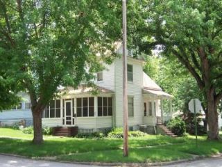 Foreclosed Home - 700 E WASHINGTON AVE, 51566