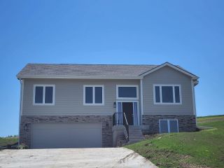 Foreclosed Home - 105 BLUEGRASS LN, 51579