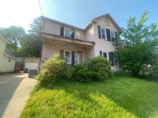 Foreclosed Home - 1175 HIGH BLUFF ST, 52001