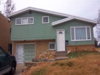 Foreclosed Home - 201 DILLON ST, 52003