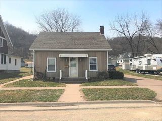 Foreclosed Home - 1004 WASHINGTON ST, 52031