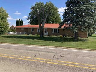Foreclosed Home - 7924 OLD HIGHWAY RD, 52068