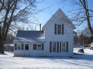 Foreclosed Home - 220 W SPRING ST, 52076