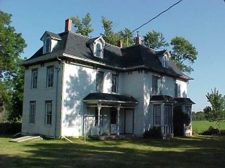 Foreclosed Home - 1720 WASHINGTON PRAIRIE RD, 52101
