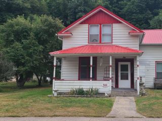 Foreclosed Home - 521 MAIN ST, 52157