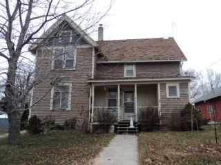 Foreclosed Home - 1106 16TH ST, 52208