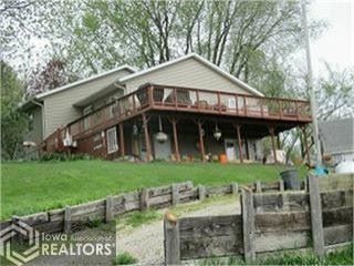 Foreclosed Home - 2161 S LAKESHORE DR, 52211