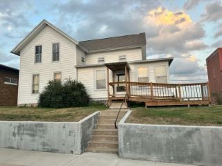 Foreclosed Home - 121 JACKSON ST, 52211