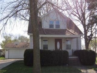 Foreclosed Home - 511 7TH AVE, 52216