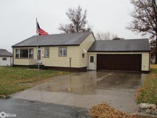 Foreclosed Home - 432 4TH ST, 52217
