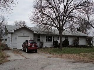 Foreclosed Home - 4214 LLOYD AVE SE, 52240