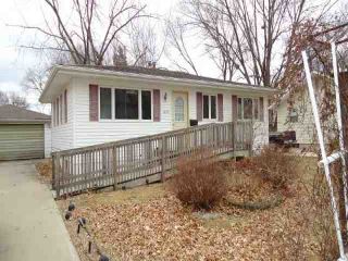 Foreclosed Home - 1406 SPRUCE ST, 52240