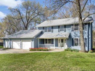 Foreclosed Home - 3702 FOREST GATE DR NE, 52240