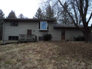Foreclosed Home - 924 E HIGHWAY 30, 52253