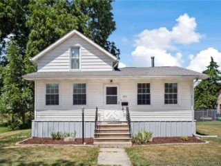 Foreclosed Home - 355 E MARION ST, 52301